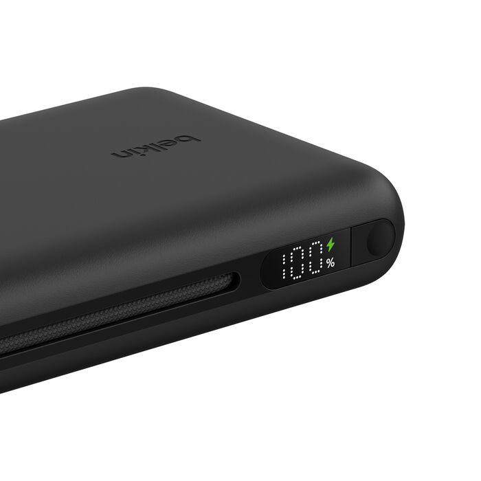 Belkin UltraCharge Pro 140W 25K Laptop Power Bank with Integrated USB-C Cable
