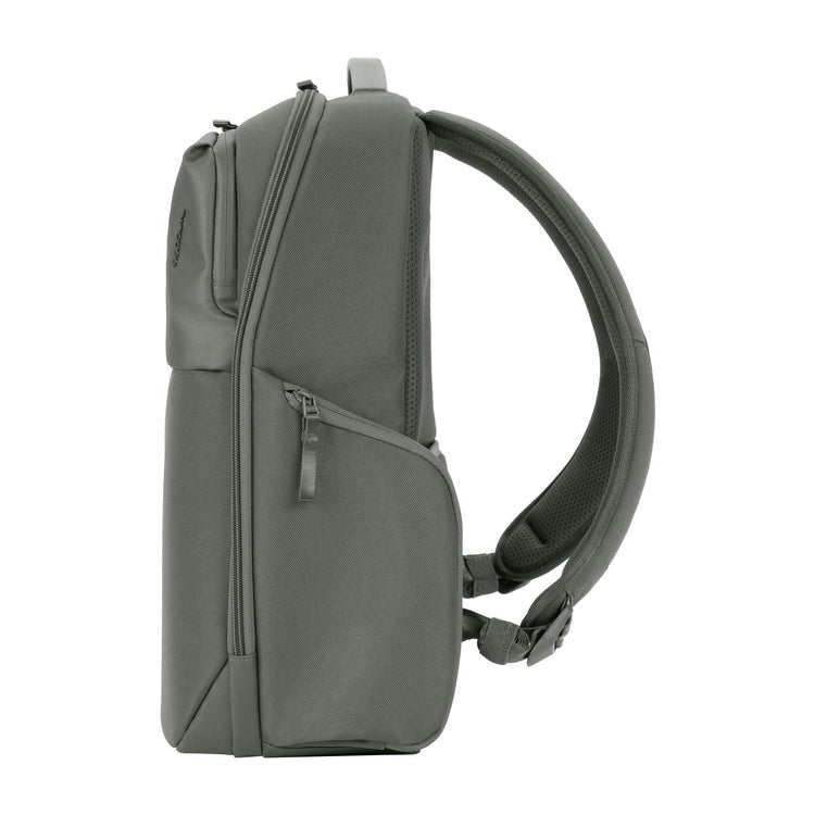 INCASE A.R.C. 16-inch Pack With ReSpun Recycled - GRAY