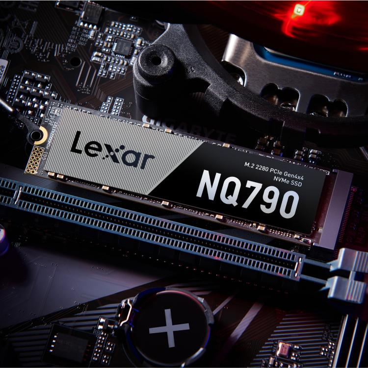 Lexar NQ790 512GB PCIe 4.0 NVMe M.2 2280 SSD 6400MB/s 2900MB/s 5YR