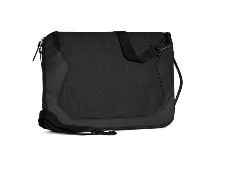 STM (MYTH) LAPTOP SLEEVE, FITS UP TO 13'', BLACK , 3YR WTY