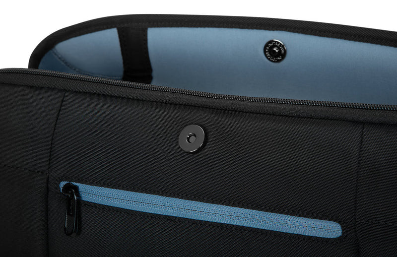 TARGUS 15.6" Grid High-Impact Slipcase, LIFETIME WARRANTY